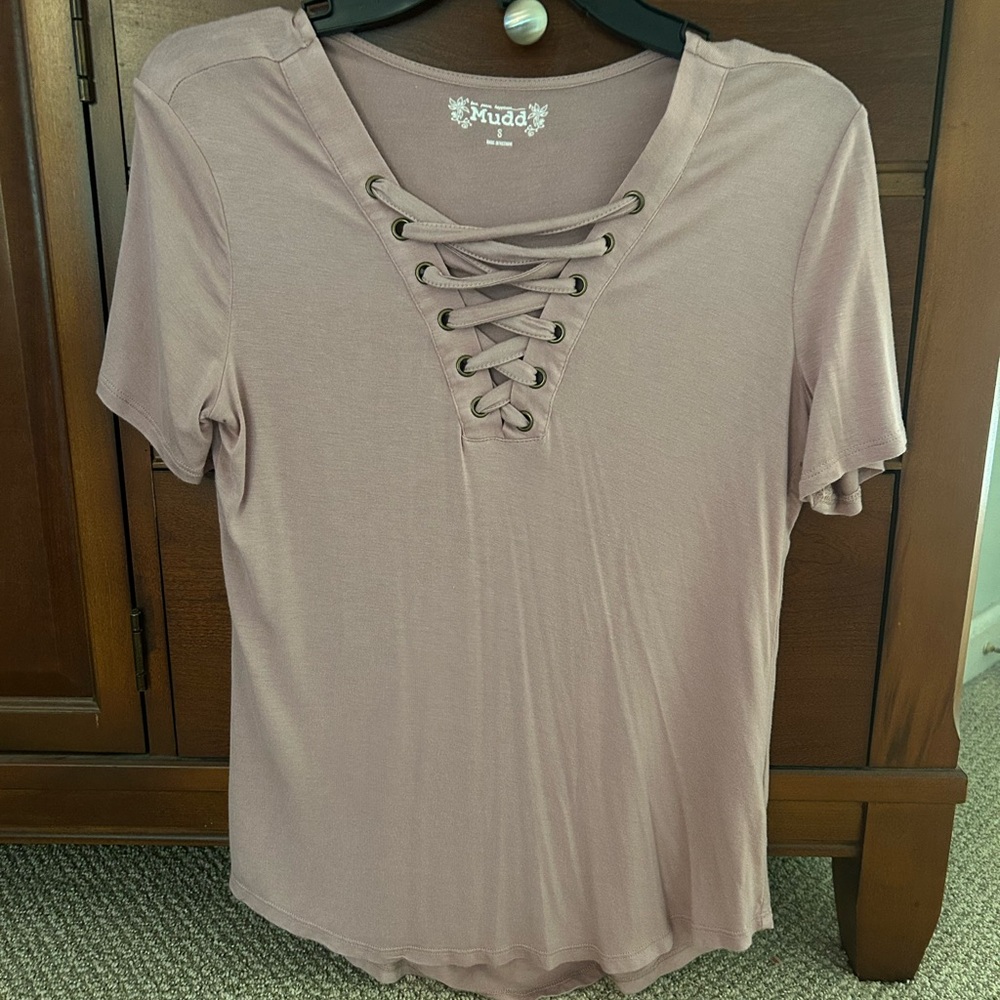 Mudd Dusty Pink Lace-Up Short Sleeve Tee